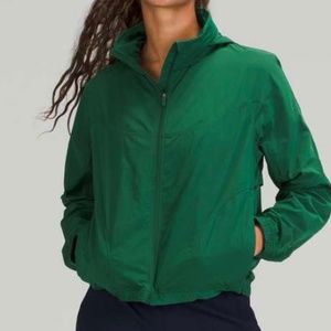 Lightweight Hooded Jacket size 4 everglade green color